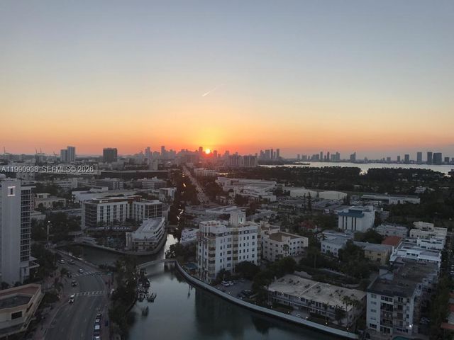 2555 Collins Ave 1114, Miami Beach, FL 33140