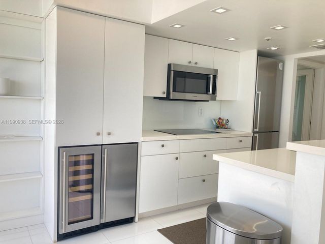 2555 Collins Ave 1114, Miami Beach, FL 33140