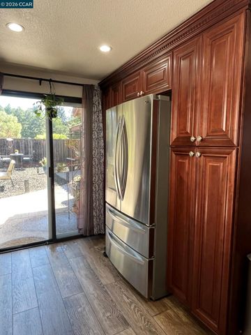 2837 Morro Dr, Antioch, CA 94531