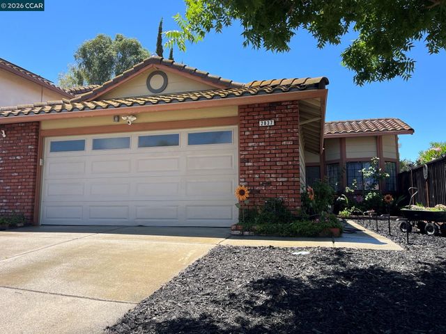 2837 Morro Dr, Antioch, CA 94531