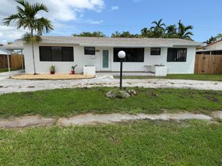 4901 SW 94th Avenue, Miami, FL 33165