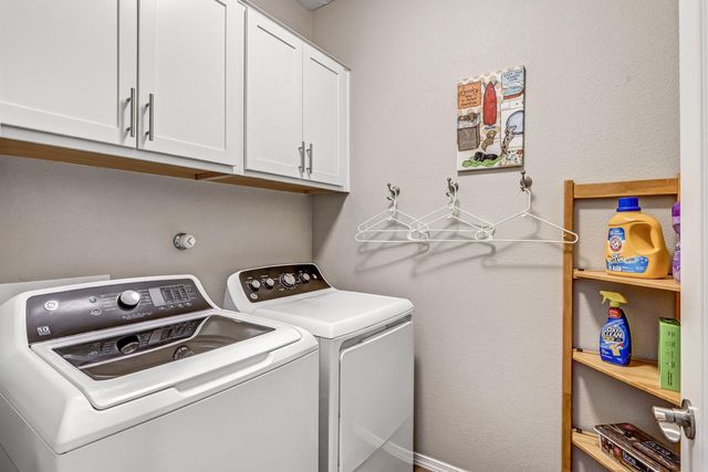6772 Zachary Road NE, Rio Rancho, NM 87144