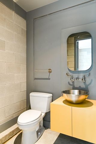 2806 Robbs RUN, Austin, TX 78703