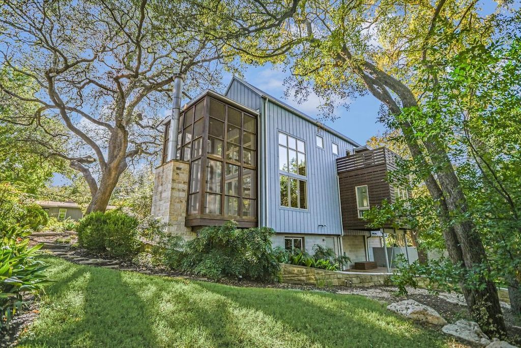 2806 Robbs RUN, Austin, TX 78703