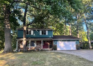 13305 Crane Ridge Drive, Fenton Charter Township, MI 48430