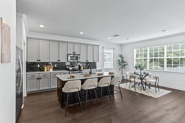 136 PHILIPPE GRAND COURT, Safety Harbor, FL 34695