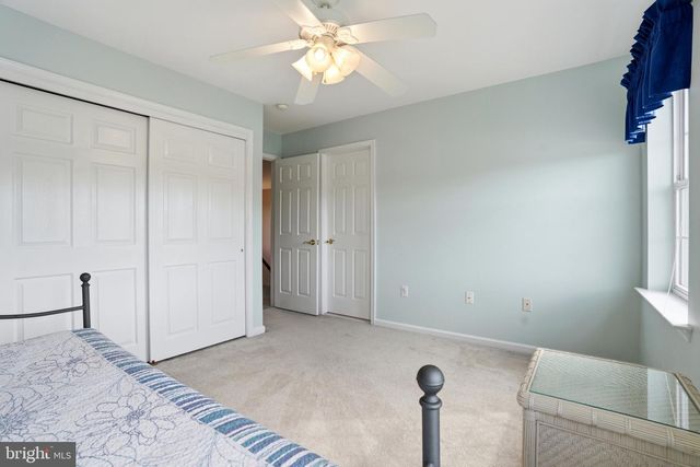 527 FAGLEYSVILLE RD, Perkiomenville, PA 18074