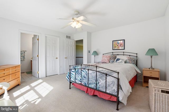 527 FAGLEYSVILLE RD, Perkiomenville, PA 18074