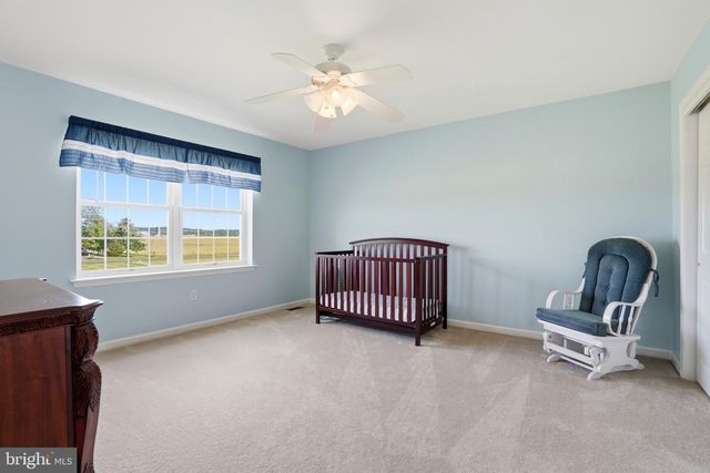 527 FAGLEYSVILLE RD, Perkiomenville, PA 18074