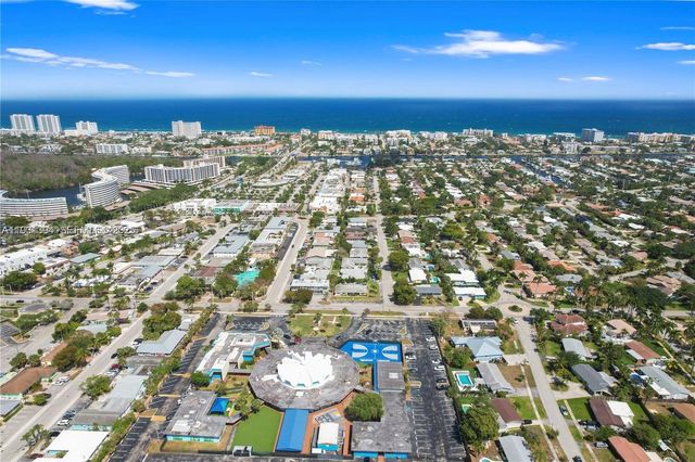 380 SE 12th Ave 2, Deerfield Beach, FL 33441