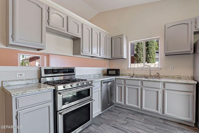 3424 BELFRY PARK Drive, El Paso, TX 79936