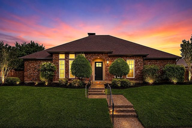 2131 Springwood, Carrollton, TX 75006