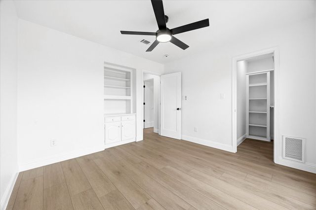 2131 Springwood, Carrollton, TX 75006