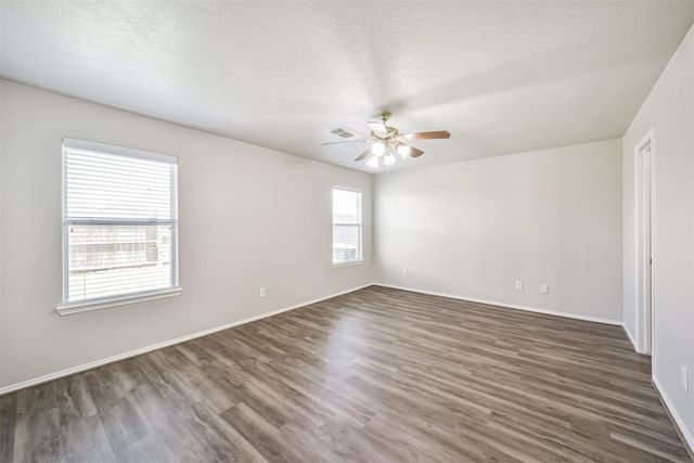 4915 Winding View Lane, Humble, TX 77346