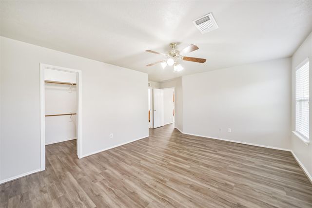 4915 Winding View Lane, Humble, TX 77346