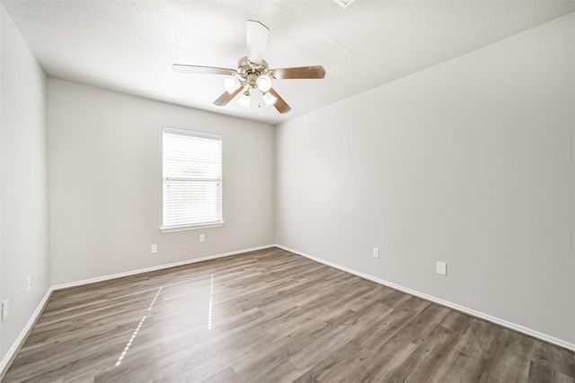 4915 Winding View Lane, Humble, TX 77346