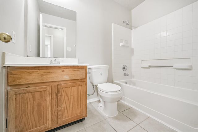 4915 Winding View Lane, Humble, TX 77346