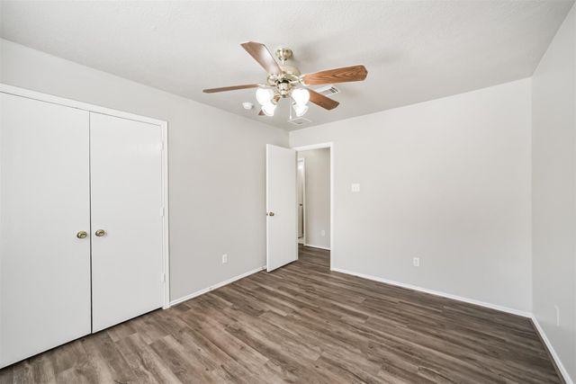 4915 Winding View Lane, Humble, TX 77346