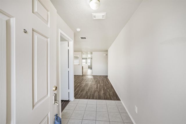 4915 Winding View Lane, Humble, TX 77346