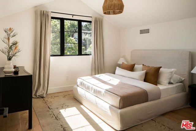 6017 La Prada Street, Los Angeles, CA 90042