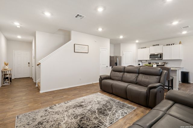 20523 LORENA XING, San Antonio, TX 78264