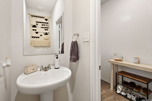 20523 LORENA XING, San Antonio, TX 78264