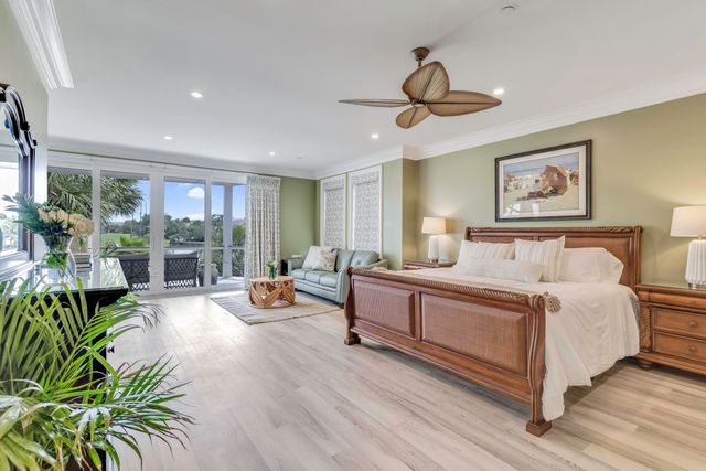 12 Ocean Point Drive, Isle Of Palms, SC 29451