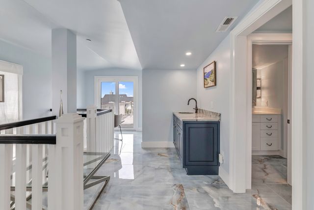 12 Ocean Point Drive, Isle Of Palms, SC 29451