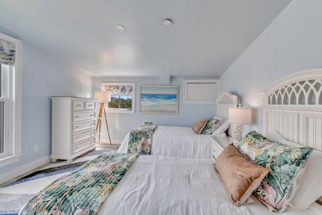 12 Ocean Point Drive, Isle Of Palms, SC 29451