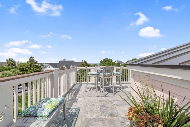 12 Ocean Point Drive, Isle Of Palms, SC 29451