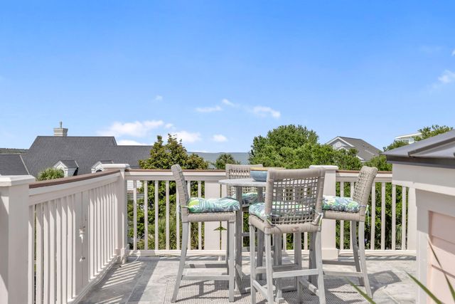 12 Ocean Point Drive, Isle Of Palms, SC 29451