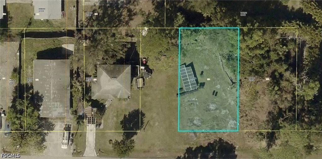 291 Hubbard AVE, North Fort Myers, FL 33917