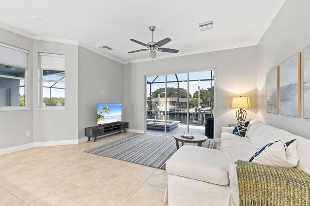 117 Queen Elizabeth Court, Hutchinson Island, FL 34949