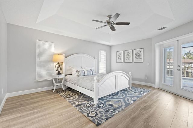 117 Queen Elizabeth Court, Hutchinson Island, FL 34949