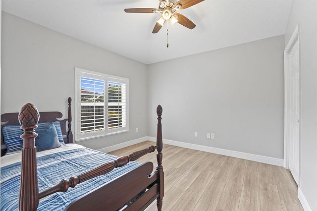 117 Queen Elizabeth Court, Hutchinson Island, FL 34949