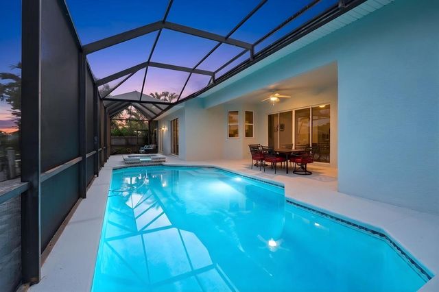 117 Queen Elizabeth Court, Hutchinson Island, FL 34949