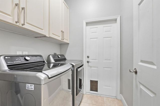 117 Queen Elizabeth Court, Hutchinson Island, FL 34949