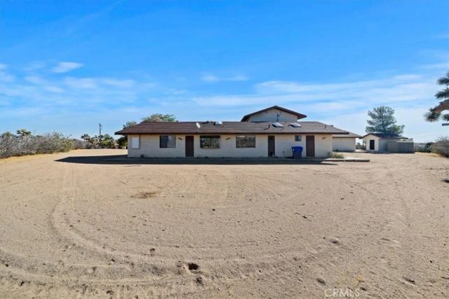 59187 Mesa Dr, Yucca Valley, CA 92284