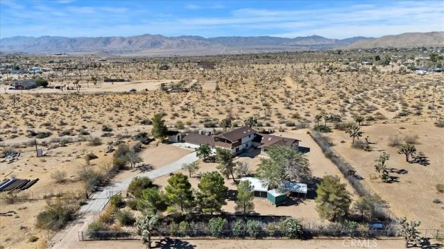 59187 Mesa Dr, Yucca Valley, CA 92284