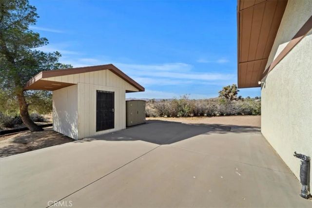 59187 Mesa Dr, Yucca Valley, CA 92284