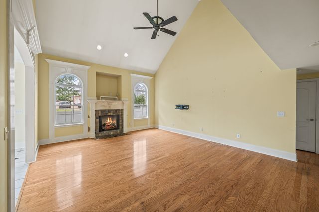 2651 James Edmon Ct, Murfreesboro, TN 37129