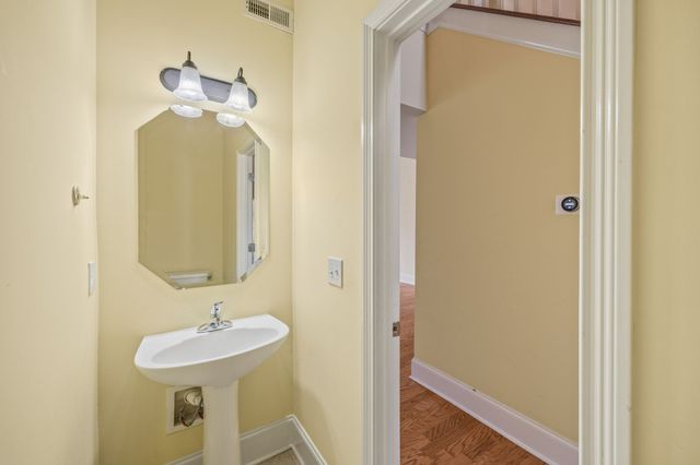 2651 James Edmon Ct, Murfreesboro, TN 37129