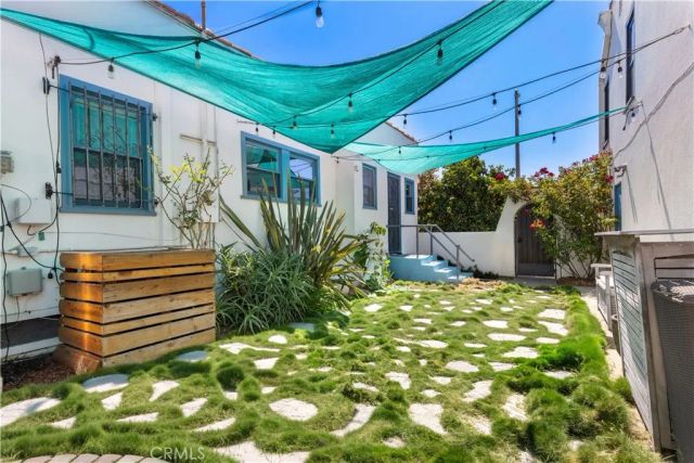 1569 S Orange Grove Avenue, Los Angeles, CA 90019