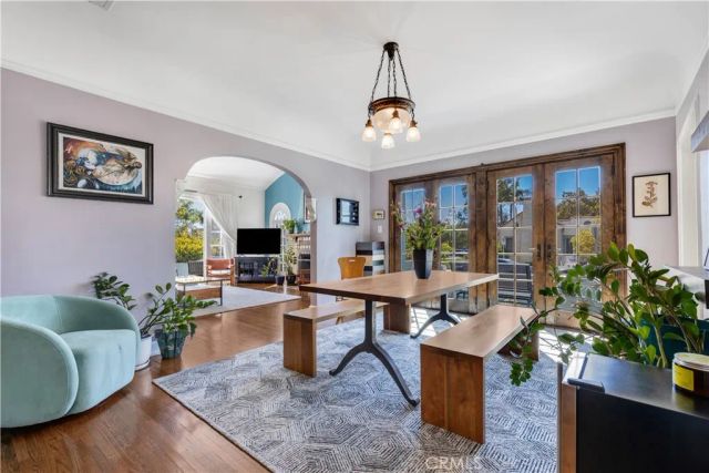 1569 S Orange Grove Avenue, Los Angeles, CA 90019
