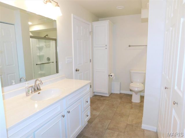 14471 Bantry Lane 11, Chesterfield, MO 63017