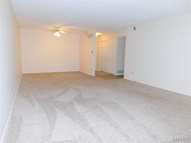 14471 Bantry Lane 11, Chesterfield, MO 63017