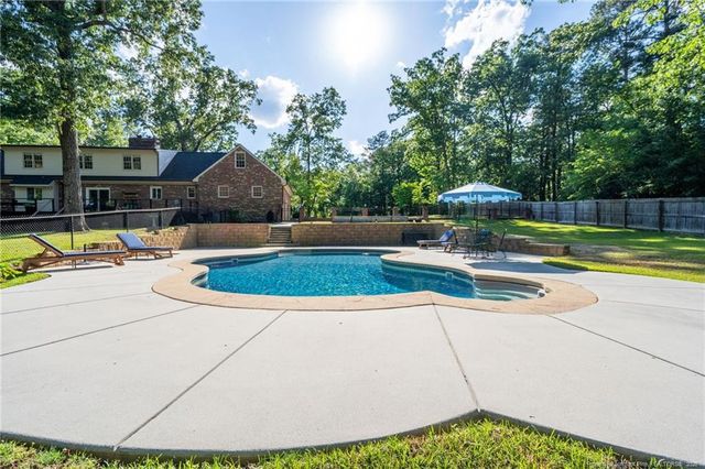 2061 Rayconda Road, Fayetteville, NC 28304