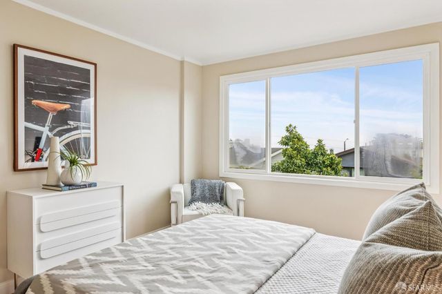 45 Dalewood Way, San Francisco, CA 94127