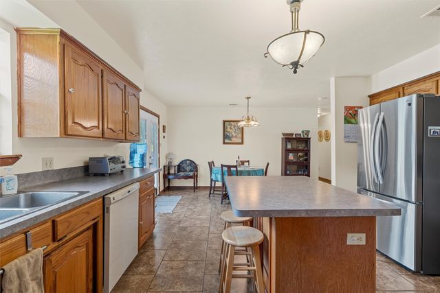 671 Lcr 516, Mexia, TX 76667