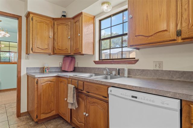 671 Lcr 516, Mexia, TX 76667